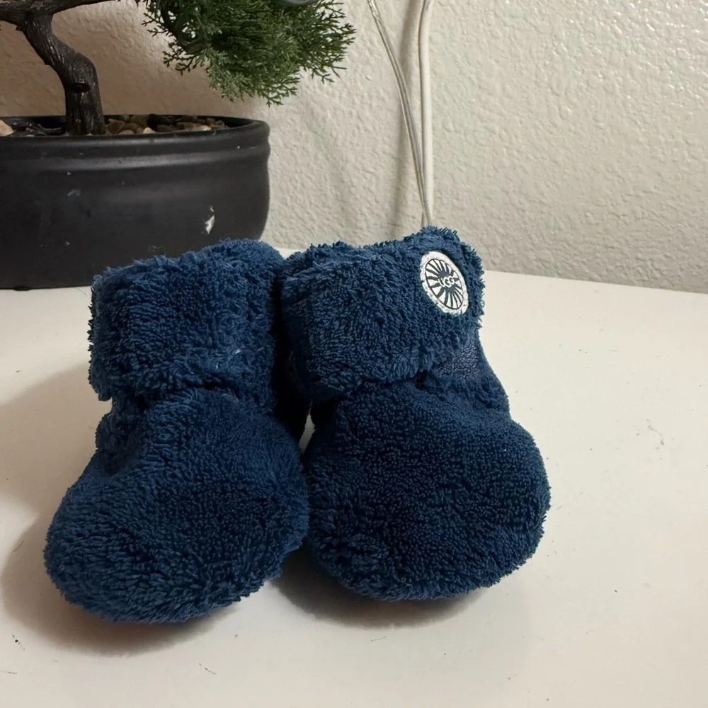 UGG Navy Fleece Baby Booties